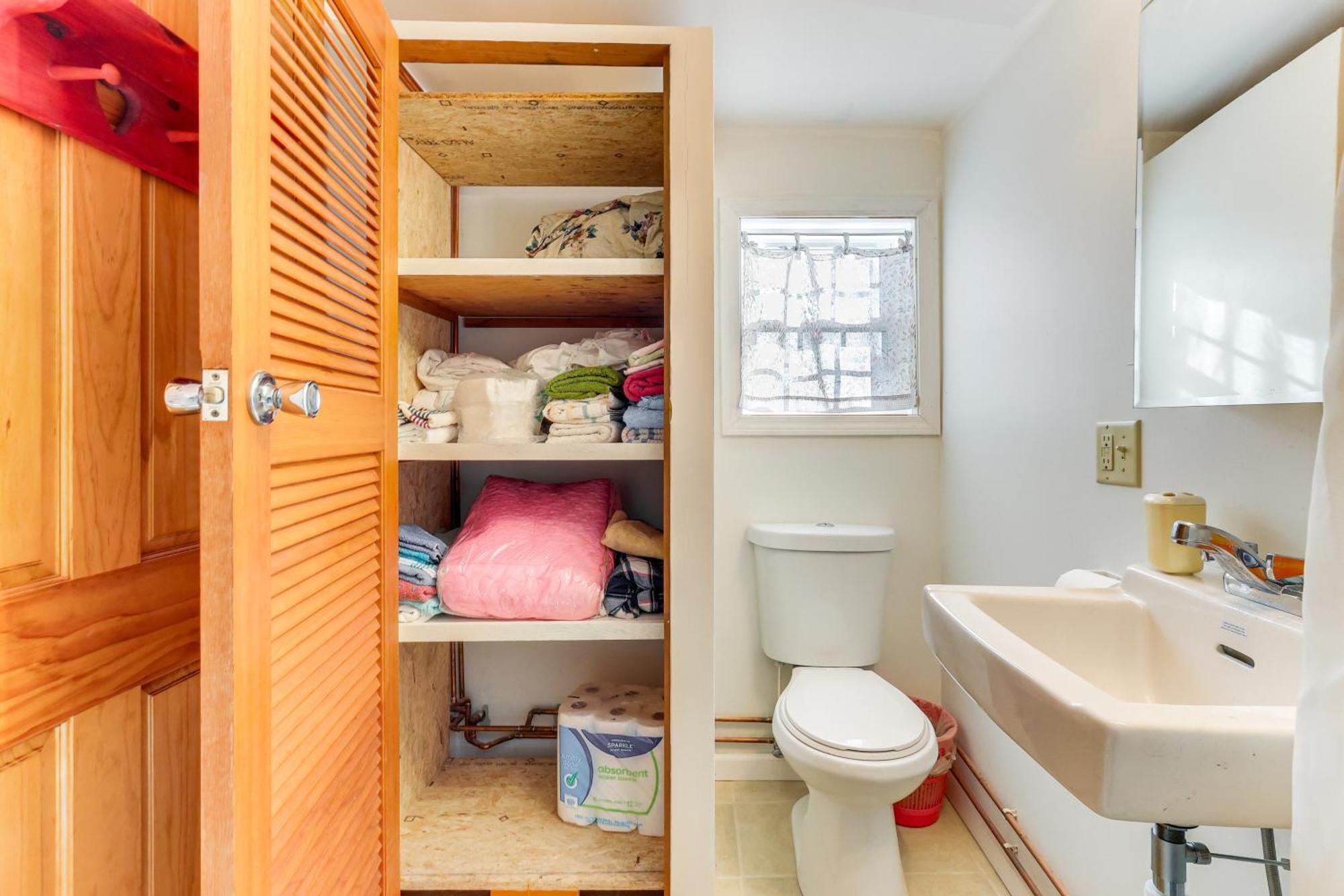 Charming Old Lyme Cottage, Steps To Private Beach! Eksteriør billede