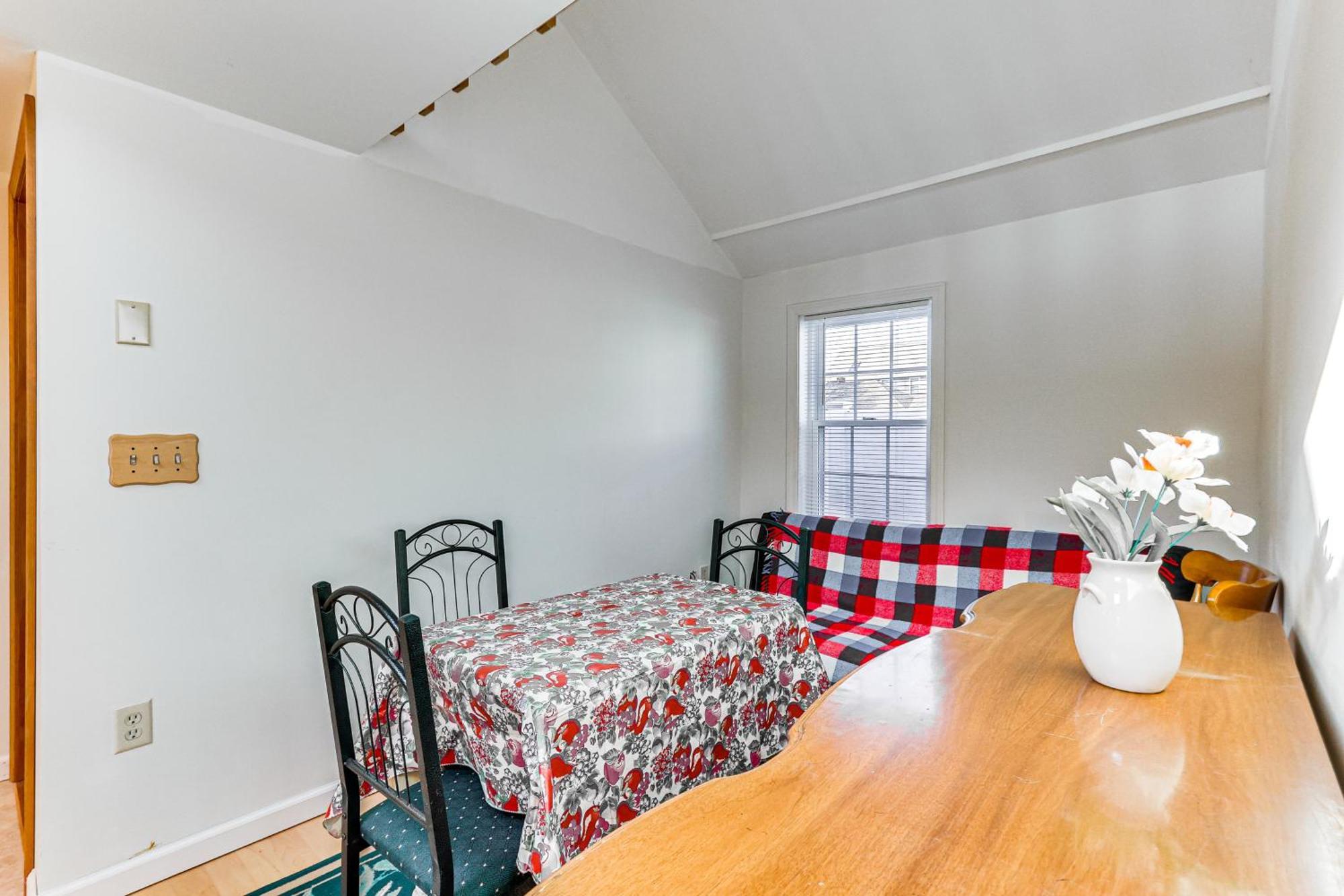 Charming Old Lyme Cottage, Steps To Private Beach! Eksteriør billede
