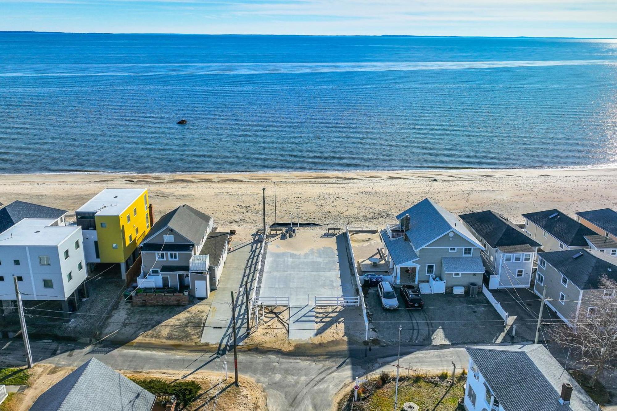 Charming Old Lyme Cottage, Steps To Private Beach! Eksteriør billede